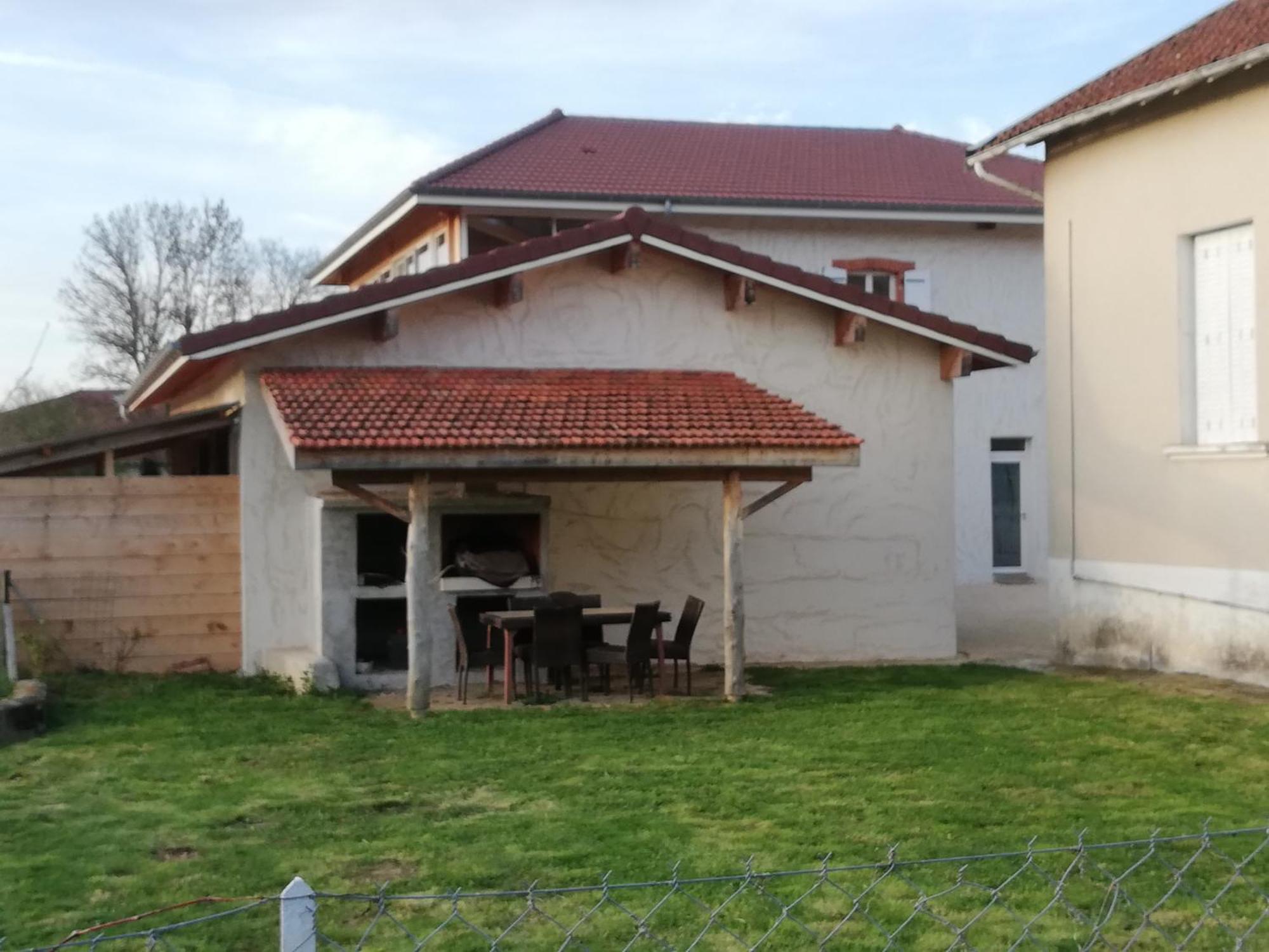 Maison De 100M2 Au Coeur D'Une Pension Equestre Les Sabots De Nina Marcollin Экстерьер фото